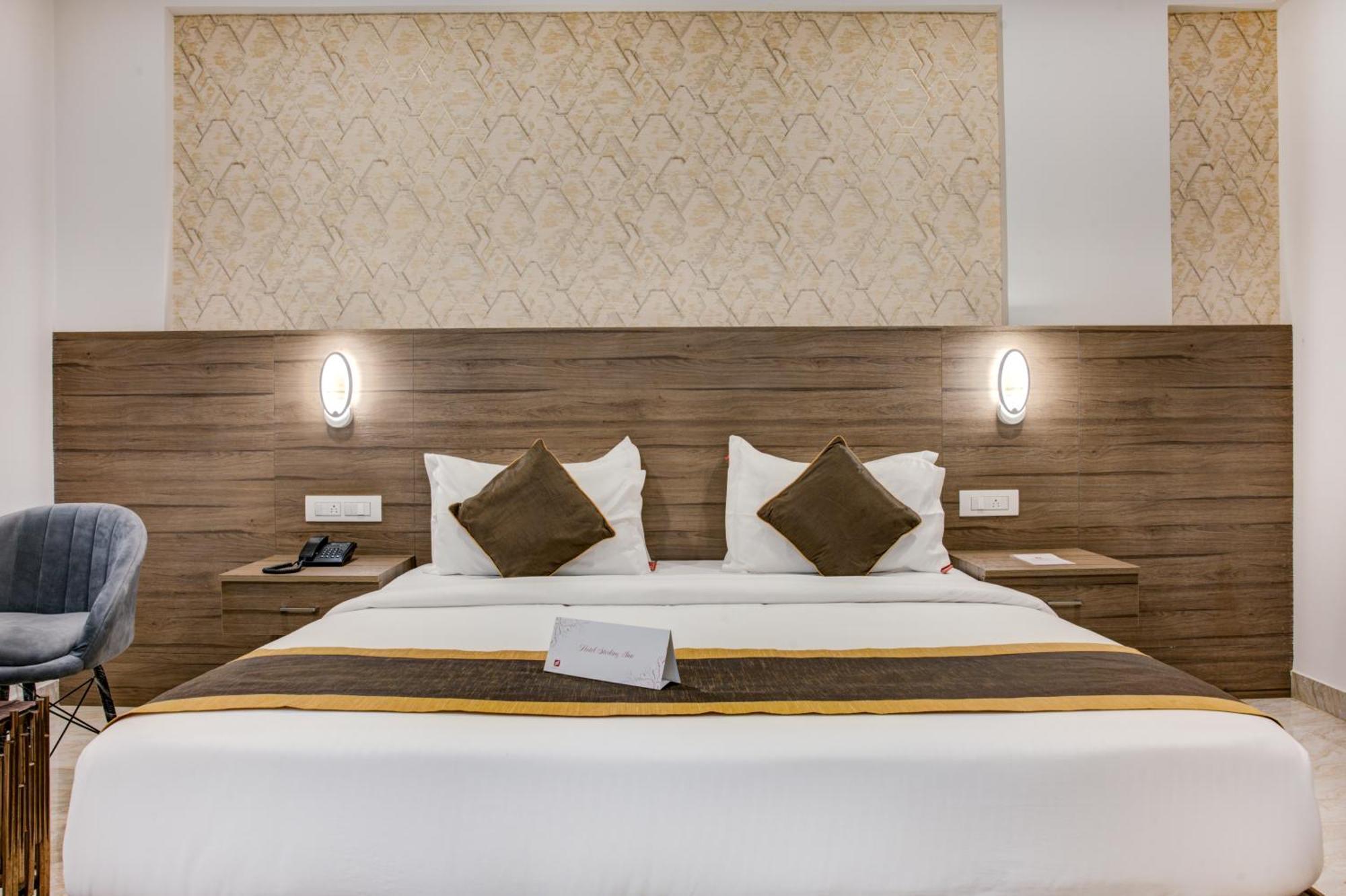 Hotel Sterling Inn Bangalore International Airport Yelahanka Экстерьер фото